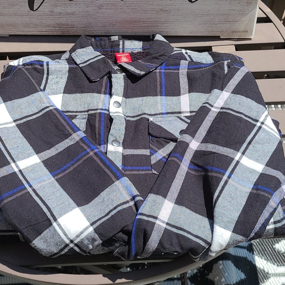 BNWT Arizona Jeans flannel with sheep lining